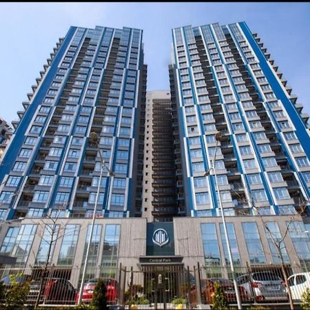 Petrovdom Apartments 10-353 In Rc Central Park, 7 John Mccain Street Kijev Kültér fotó