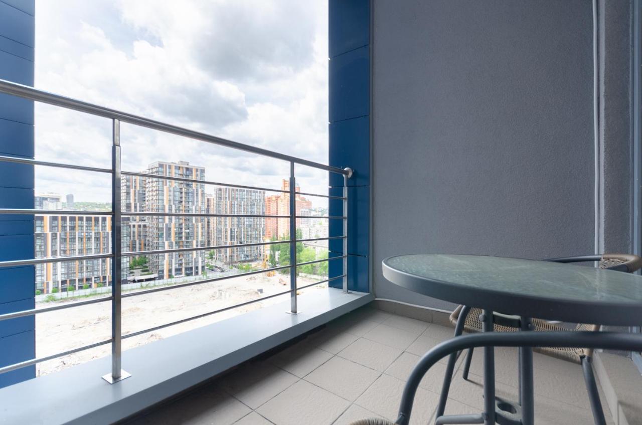 Petrovdom Apartments 10-353 In Rc Central Park, 7 John Mccain Street Kijev Kültér fotó